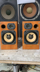 Loa Liền Công suất Sony SA - N11 hát cực tốt tiếng sáng rõ( Loa tiếu 1 lưới vải sài điện 110v)