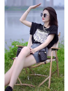 Stylish Retro Short Sleeve T-shirt Two-piece Set