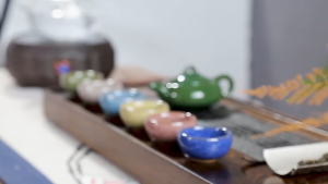 Bộ ấm chén pha trà các màu xinh xắn loại nhỏ men rạn