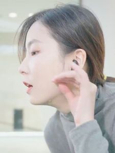 (HÀNG MỚI VỀ) Tai nghe Nhét tai Bluetooth S20 không dây cao cấp Thiết kế hộp đựng mặt gương sang trọng  Âm Thanh To Rõ ràng Nghe nhạc  Đàm Thoại Cực Êm tai