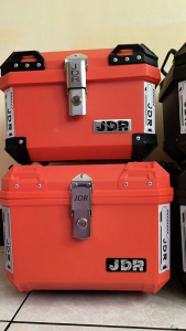 JDR MOTORCYCLE TOP BOX HARD PLASTIC SINGLE LOCK 36L 45L WITH METAL BASE PLATE