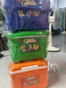 hàng dày chắc tay thùng đá 8l nhựa Tý Liên hkm