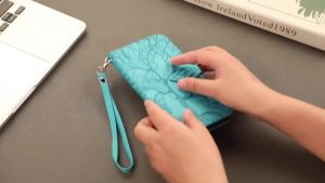 Ốp Điện Thoại Bằng Da Hình Cây Nghệ Thuật Nổi 3D Cho iPhone Chống Sốc Có Ngăn Đựng Thẻ Nắp Gập Tích Hợp Giá Đỡ Từ Tính Chống Trầy Xước Tương Thích Với Nhiều Mẫu Máy.