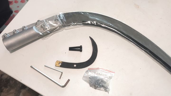 Xizmatkor Sasha Grey bilan jinsiy aloqa