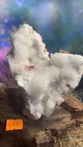 Hốc đá Thạch Anh trắng Quartz tán sắc tự nhiên chiều tài phong thủy năng lượng vũ trụ 649