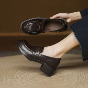 XIANNIWEI | Versatile Retro Loafer Shoes Easy Slip-On Chunky Heel Small Leather Shoes