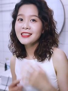 Mousse hair curl 泡沫发蜡发廊专用产品hair saloon product卷发保湿蓬松发胶女士摩丝羊毛卷大波浪泡泡卷发霜卷发产品爱发丝造型师泡泡弹力素泡沫发蜡卷发保湿蓬松韩方五谷理发店专用curlcreamhair卷发霜