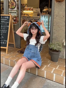 ชุดเอี๊ยมจั๊มสูทกางเกงยีนส์ Size : S-XL มีหูหมีฮู้ดน่ารัก แต่งผ้าลายชนเผ่า สไตล์เกาหลีสายหวานน่ารักสุดๆ