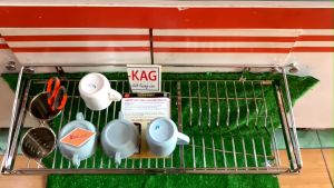 Kệ chén bát Tovashu KAG-304SU255-90cm kệ chén dĩa có ống đũa máng dao thớt inox SUS304 Nhật cao cấp