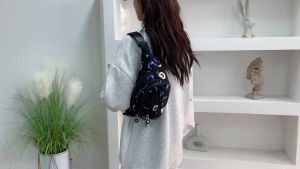 กระเป๋าคาดอกผู้ชาย หนังกันน้ำ 5ซิป แต่งลาย ราคาถูกต้อง