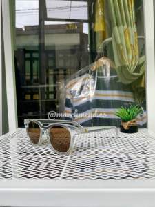 Kacamata Vincent Logo V Murah