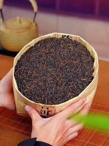XINYIHAO | Trà Pu-erh Từ Cây Trà Có Tuổi Thọ Mười Năm