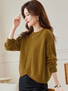 French Style Loose Short Sleeve Knitted Sweater Womens Autumn Winter Versatile round Neck Design Woolen Top Yarn Cotton Shirt