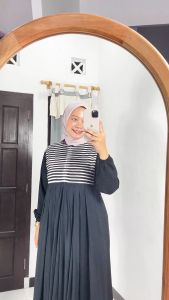 GAMIS BATIK PEKALONGAN MOTIF GARIS HITAM BAHAN RAYON PREMIUM TEBAL ADEM / GAMIS RAYON TWILL / GAMIS HITAM / GAMIS LD 120 / GAMIS JUMBO / GAMIS WANITA TERBARU / GAMIS IBU IBU TERBARU / GAMIS LEBARAN