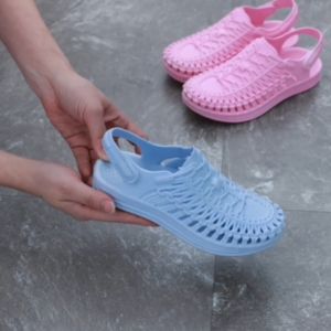 Falisar รองเท้าเเตะเเฟชั่นเด็ก - รัดส้น กันลื่นอย่างดี - รุ่น 9919C