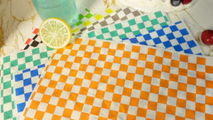 Kertas Bungkus Makanan 30cm Untuk Burger/Nasi Motif Grid 100 Lembar Food Wrapper Greaseproof