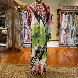 Fajrina Dress Viscos Busui by Dian Pelangi LIMITED EDITION Busana Muslim Baju Maxi Gamis Abaya Kaftan Gaun Pesta Pernikahan Kondangan Casual Formal Wanita Hijaber Cantik Anggun Modis Modern Elegan Mewah Model Korea Terbaru Motif Batik Abstrak Kekinian