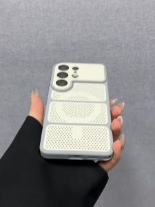 Ốp Lưng Từ Tính Samsung Galaxy S25/S24/S26 Ultra - Vỏ Bảo Vệ Tản Nhiệt Thoáng Khí Với Khả Năng Tương Thích Sạc Không Dây Magsafe