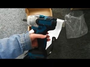 【Quick Delivery】แบตเตอรี่ สว่านไฟฟ้า ไม่มีแบตเตอรี่ แบตเตอรี่ลิเธียมไร้สาย เจาะ ประแจผลกระทบไฟฟ้าสำหรับแบตเตอรี่ Makita 18V-21V【After Sales Guarantee】