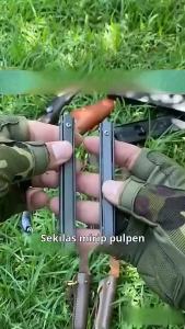 Pisau Lipat Luar Ruangan Multifungsi Mini EDC Pisau Berkemah Stainless steel Pisau Camping Serbaguna Pocket 
