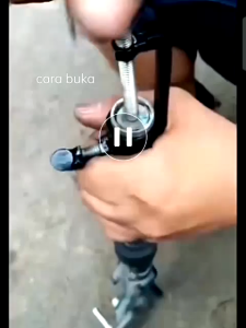 Alat Pembuka Kuncian Shockbreaker Motor - Treker Sok Depan - Tracker Shock Depan Motor Bebek & Matik