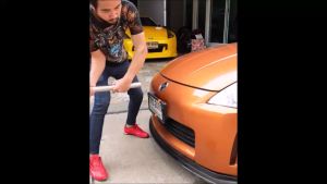 (โปร ซื้อ 1 แถมฟรี ผ้า 1 หรือ ซื้อ 2 แถมผ้า 1) M-1 Scratch Remover น้ำยาลบรอยขีดข่วนสีรถ ครีมขัดรอยขนแมว ขัดโคมไฟเหลืองได้ ผลิตภัณฑ์คุณภาพจาก USA. ขนาด 50 g.