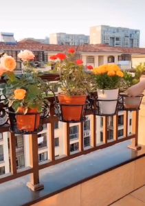 1 piece of balcony hanging plant frame fence balcony circular flowerpot frame fence outdoor iron bonsai frame decoration