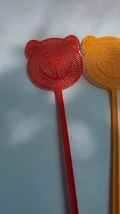 Vĩ Đập Côn Trùng Nhựa Cao Cấp – Dài 52cm – Siêu Bền – Hình Màu Ngẫu Nhiên – Dễ Sử Dụng