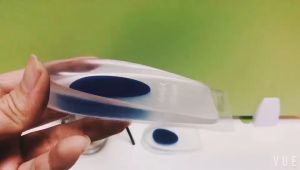 แผ่นรองส้นรองเท้าซิลิโคนหนานุ่ม ดูดซับแรงกระแทกป้องกันการสึกหรอของพื้นรองเท้า ติดง่าย นุ่ม ทนทาน