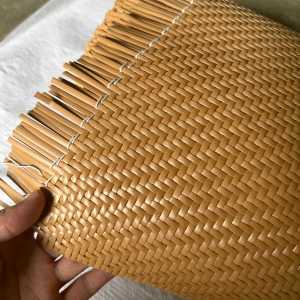 วัสดุที่ทำจากพลาสติกที่ถักเป็นลายสี่เหลี่ยมคล้ายธรรมชาติ กระดาษทิชชู่ แผ่นปิดผนัง ตกแต่งโรงแรม ด้านข้างที่หนาแน่น