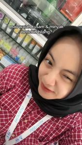 Wardah Natural Daily Mineral + Clarifying Facial Foam