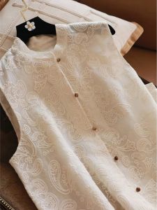 New Chinese Style Womens Vest Spring Summer 2024 Fashionable Embroidered Patchwork Stand Collar Versatile Top Quality Material