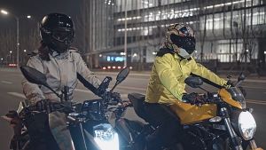 [😀SG Ready Stock]SULAITE Cycling Raincoat Suit Three-layer Waterproof High-grade PVC Material Outdoor Protective Clothing with Shoe Covers