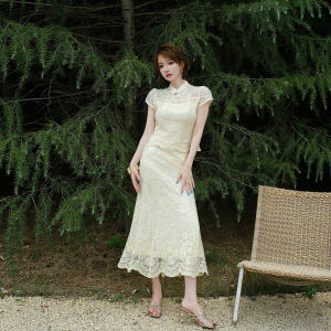 Embroidered Lace Chinese Style Set