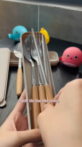Bộ Muỗng Đũa Nĩa Inox Cán Gỗ Sồi Cao Cấp Kèm Hộp Đựng Cá Nhân bebi123