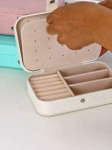 Compact Jewelry Storage: A Portable Storage Box for Your Earrings, Rings & Necklaces