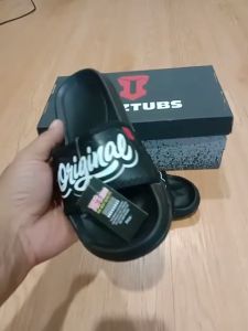 KIDZTUBS Sandal Anak Laki Laki Karet Slipper Slide Selop Slipon Jepit Karakter Warna Hitam Usia 6-10 Tahun 1410100424