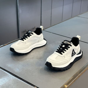 Mens Fashionable Sporty Casual Shoes 2025 Autumn New Style Versatile Running Shoes Thick Bottom Heightening Dad Sneakers
