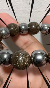 HarmoniBeads Energy Bracelet - Bloodstone Blend & Hematite | Your daily source of stable balanced energy