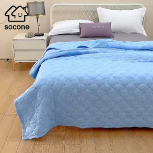 Socone Elegant Plain Color Comforter Duvet Cover for Bedroom Hotel Quality Soft Quilt 150X200 AND 180X220CM