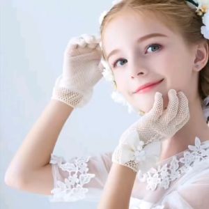 1pair Fashion Mesh Gloves for Kids With Ribbon Bows Design Unique Design for Kids
