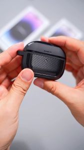 AirPods 1 / 2 / 3 / Pro / Pro 2 XUNDD Gaming Carbon Fiber Earbuds Drop Guard Shock Impact Protective Absorption Protection Case ( for Gamers )