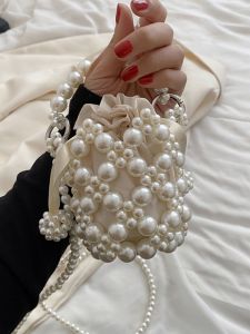 French Elegance Pearl Handbag Handmade Beaded Crossbody Summer Mobile Phone Bucket Small Bag Trendy Original Design round Bucket Bag