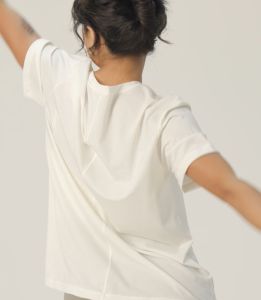 Di chuyển đào thể thao tay ngắn cho phụ nữ trần-cảm giác áo thoáng khí thoải mái quá khổ phù hợp với T-Shirts thân thiện với da chống nhăn thân thiện với môi mềm không trọng lượng chạy Yoga Pilates tập thể dục mặc hàng ngày CTL