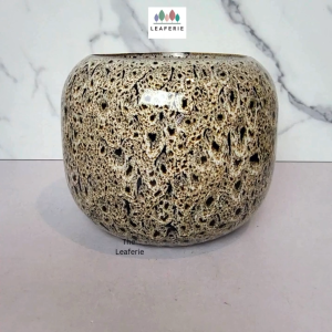 The Leaferie Brooke plant pots. Ceramic flowerpot . flowerpots . flower pot . planter . planters