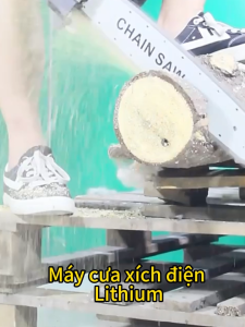 Cưa xích điện pin lithium 16 inch cưa gỗ ngoài trời công suất lớn cưa cầm tay sạc pin chẻ củi cưa điện gia dụng dung tích lớn