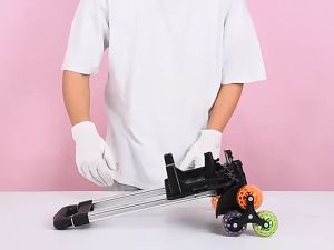 SM BABY กระเป๋าเป้นักเรียน มีล้อลาก ลายสวยงาม ปกติและสวยงาม สำหรับเด็ด ส่วนผสม ส่วนร่างกาย