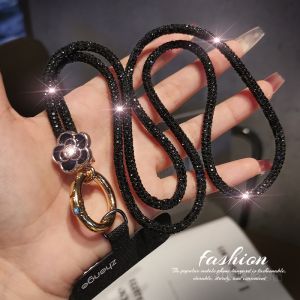 โซ่โทรศัพท์มือถือแบบยาวประดับเพชรเนื้อแข็ง เคสโทรศัพท์มือถือพร้อมหัวเข็มขัดชุบเงินสำหรับใส่กุญแจ อุปกรณ์เสริมโทรศัพท์มือถือ