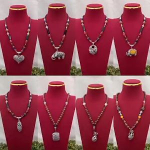 สร้อยคอหินลาพีสลาซูลี่ ราคาถูกที่สุด หลายแบบแล้วสำหรับการซื้อ สินค้าพร้อมสำหรับจัดส่งจากประเทศไทย