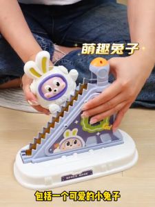 Đồ Chơi Thỏ Leo Thang cầu trượt sêu đáng yêu có nhạc và đèn.